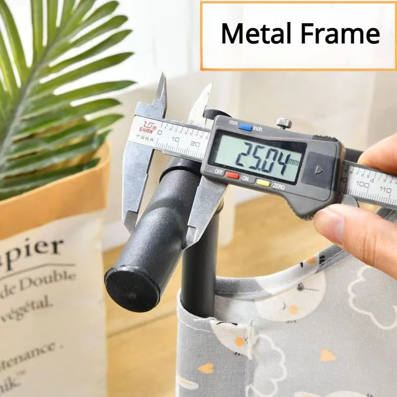 Folding and elevated bed for Pets