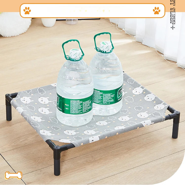 Folding and elevated bed for Pets