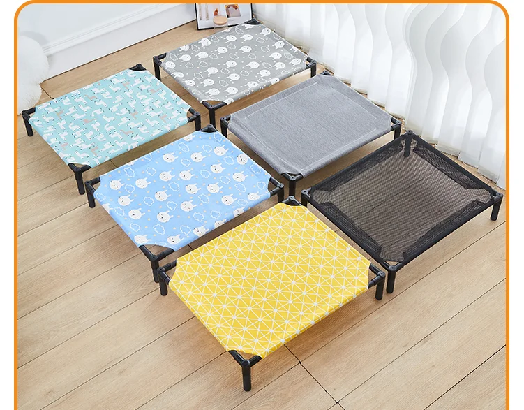 Folding and elevated bed for Pets